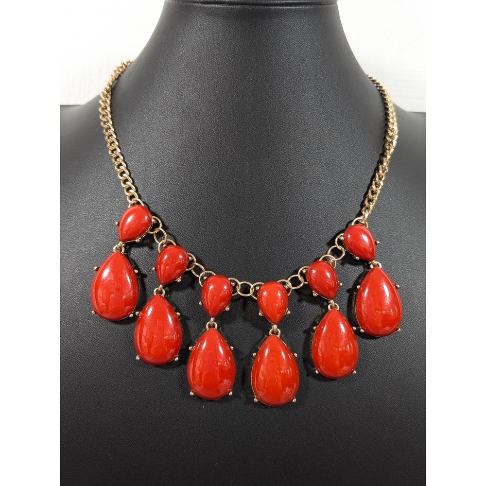 Charming Charlie Red‎ Orange Teardrop Statement Necklace Gold Tone 19"